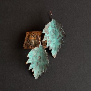 Hibiscus leaf earring